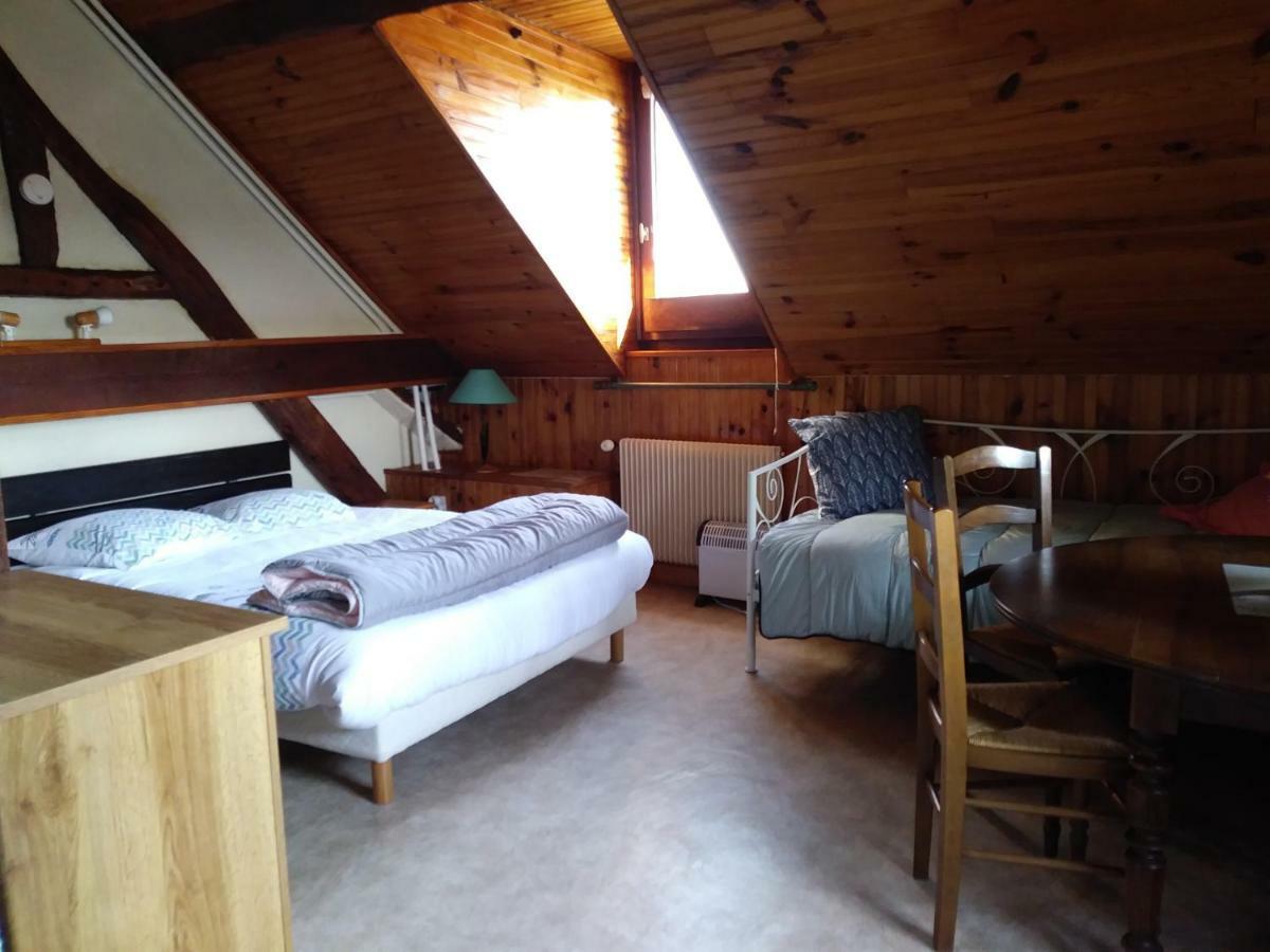 Les Hautes Mougonnieres Neuil Ngoại thất bức ảnh